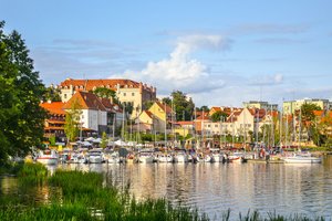 Kaimynystėje – ne tik lietuviams patrauklios parduotuvės, ten ir gamta nuoširdžiai pasidarbavo