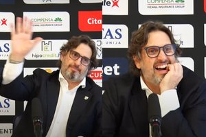 Pats žurnalistui klausimą uždavęs A. Trinchieri nesusilaikė – paliko spaudos konferenciją anksčiau laiko