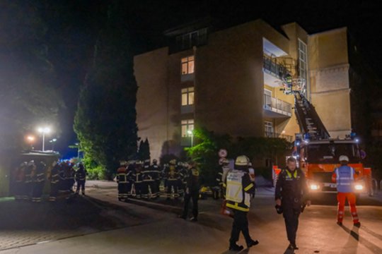 Per gaisrą Hamburgo ligoninėje žuvo mažiausiai 3 žmonės, dešimtys buvo sužeisti