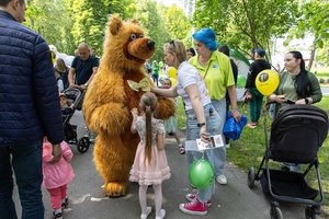 Išsaugojo ilgai puoselėtą tradiciją – štai kokį pliūpsnį dėmesio gavo mažieji Šiaulių gyventojai