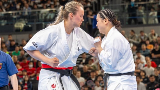 Planetos kiokušin karatė vicečempione Japonijoje tapusi B. Gustaitytė – apie klaidas: „Reikės analizuoti“