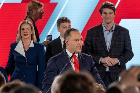 Lenkijos prezidento rinkimus laimėjo nacionalistas K. Nawrockis  