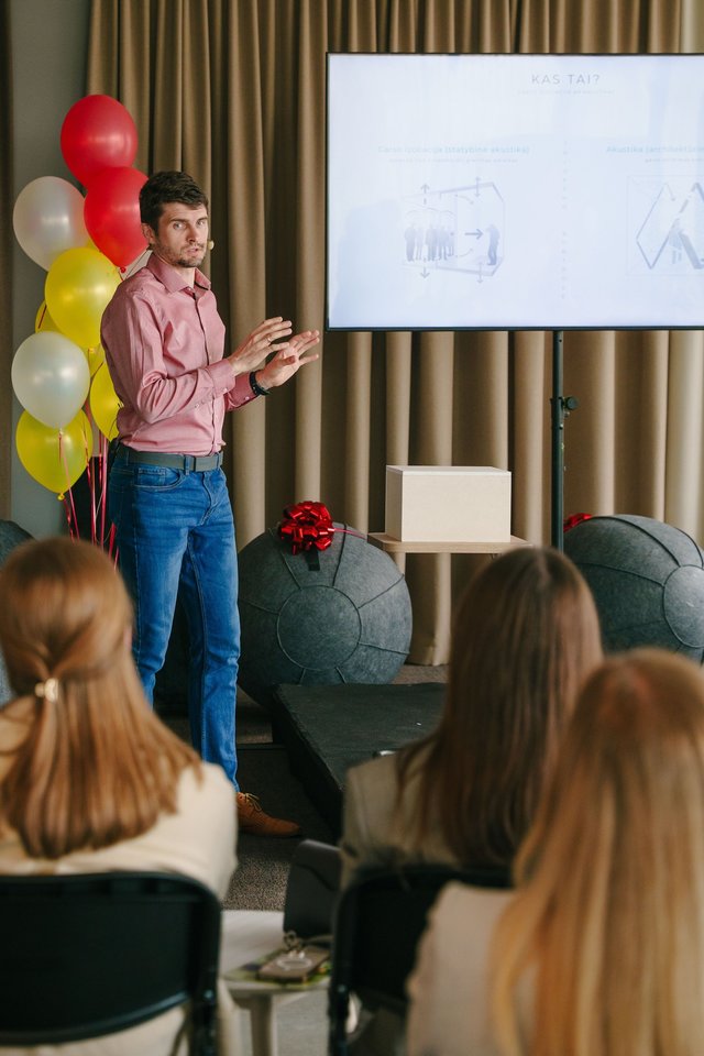 Akustikos inžinierius Viktoras Mekas.