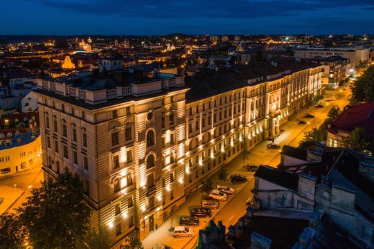 Pasakė, ką sugalvojo daryti su buvusiu „Lietuvos geležinkelių“ pastatu: kadaise jį vadino pirmuoju Vilniaus dangoraižiu