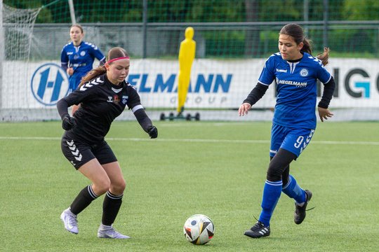 Regioninių talentų centrai kviečia merginas dalyvauti atvirosiose futbolo treniruotėse