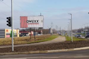 OWEXX reklaminiai stendai: matomumas ir pasitikėjimas