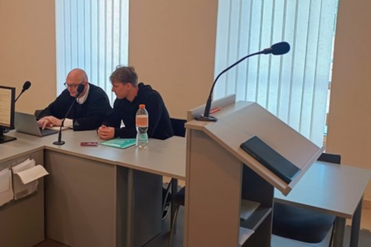 Neapykantos kurstymu kaltinamam neonaciui prokurorė siūlo skirti piniginę baudą