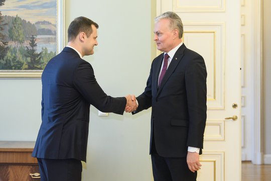 Prie Prezidentūros rengiamas protestas prieš G. Palucką