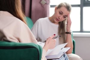 Trauminė patirtis – ne nuosprendis visam gyvenimui: net ir po daugelio metų pagalba gali būti veiksminga