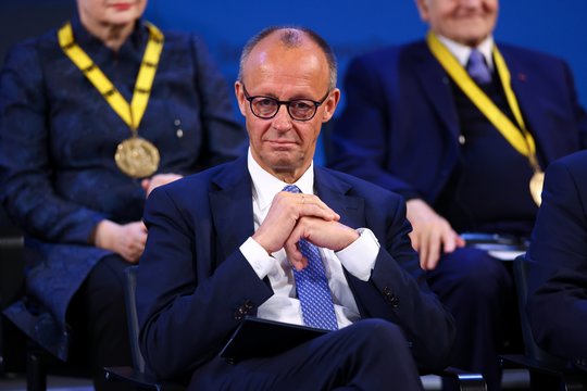 Vokietijos kancleris F. Merzas vyksta pirmojo vizito į Vašingtoną