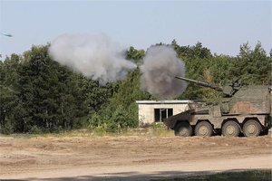 Svarbaus ginklo perdavimas Ukrainai stringa – kas vyksta?