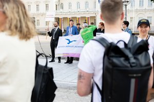 Vilniuje – protestas prieš G. Palucką: kritikos susilaukė ir G. Nausėda