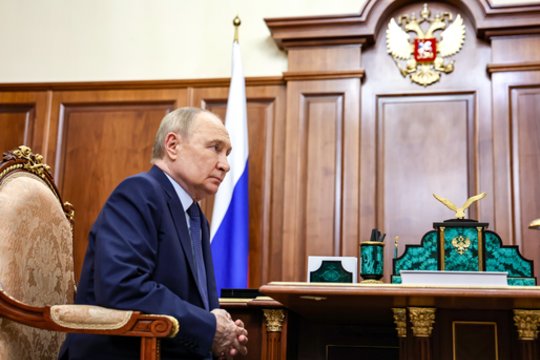 Po dronų atakos prieš bombonešius V. Putinas pradėjo žaisti auką: ko siekia Kremliaus vadovas