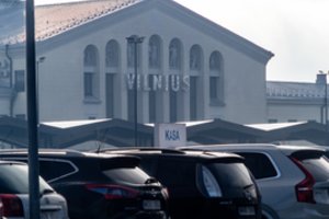 Antrą mėnesį iš eilės Lietuvos oro uostai aptarnavo daugiausia keleivių Baltijos šalyse