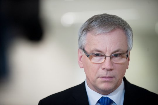 R. Šadžius nesistebi, kad NT mokestis sulaukė tiek diskusijų: laiko normalia demokratine procedūra