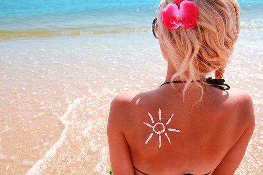 Ką daryti, jei jau nudegėte saulėje? Padės keletas gudrybių