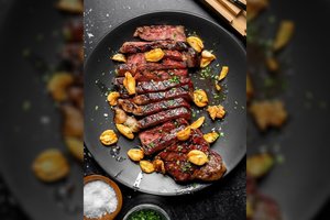 Ūkininkas atskleidė, kaip grilyje išsikepti gardžiausią jautienos didkepsnį: svarbiausia žinoti vieną dalyką