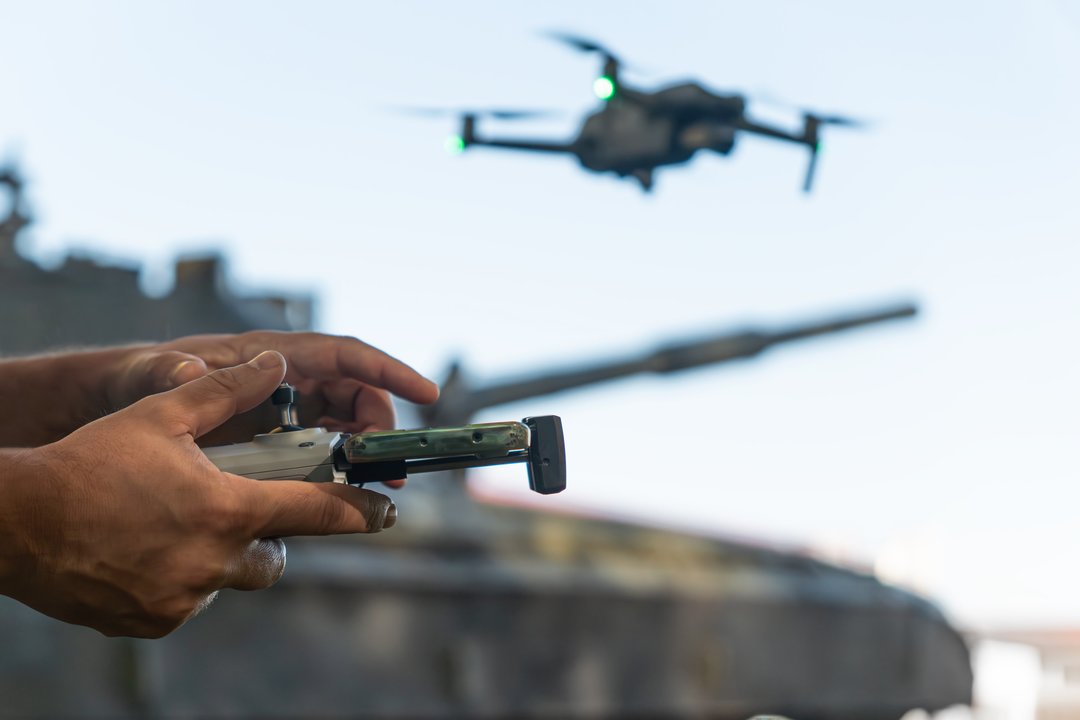 Ko labiau reikia Lietuvai – dronų ar tankų? Įvertinimą pateikė ekspertas