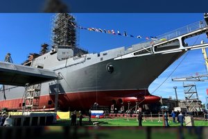 Dar vienas Rusijos melas: „į vandenį nuleistas“ naujas karo laivas taip ir nepalietė vandens