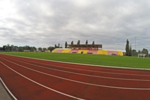 Vandalai suniokojo Tauragės stadiono dangą: nuostolis – penkiaženklis