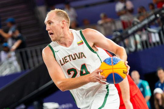 Be vargų varžovus šlavę Lietuvos 3x3 krepšininkai atsidūrė per žingsnį nuo Europos čempionato