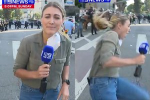 Chaosas Los Andželo protestuose: užfiksuota, kaip į žurnalistę pataikė guminė kulka