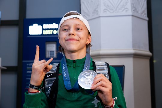 Talentingajai B-Girl Nickai – 18-a: breiko žvaigždžių sveikinimai ir vardinis kvietimas į finalą