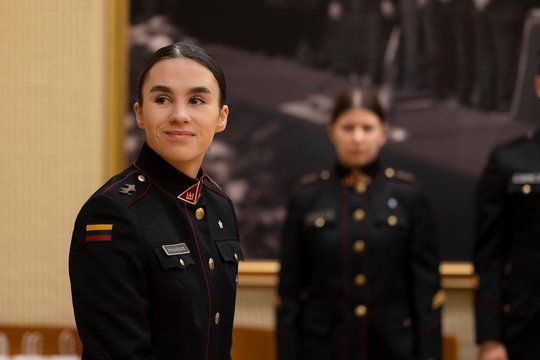 Kariūnė apie studijas Lietuvos karo akademijoje: mokomės vadovauti mūšyje ir ginti Lietuvą