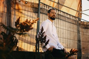 Pjesę „Gaisras“ pristatantis kino režisierius Romas Zabarauskas: „Mane visada žavėjo teatro pasaulis“