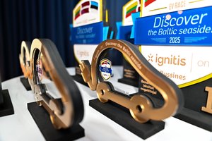 Elektromobilių varžybos „Ignitis ON: atrask Baltijos pajūrį!“ finišavo Pernu