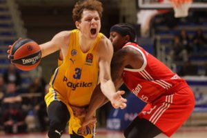 Solidžiai žaidęs R. Jokubaitis ir „Maccabi“ – per žingsnį nuo titulo 