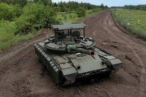 Rusija pristatė savo modernizuotus tankus