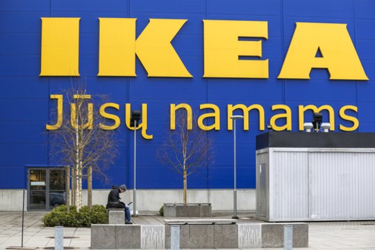 IKEA ragina visus, pirkusius šią prekę, jos nebenaudoti ir grąžinti į parduotuvę