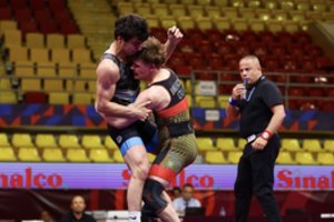 Europos sidabru pasipuošęs imtynininkas B. Bubelevičius atskleidė, ko pritrūko iki aukso