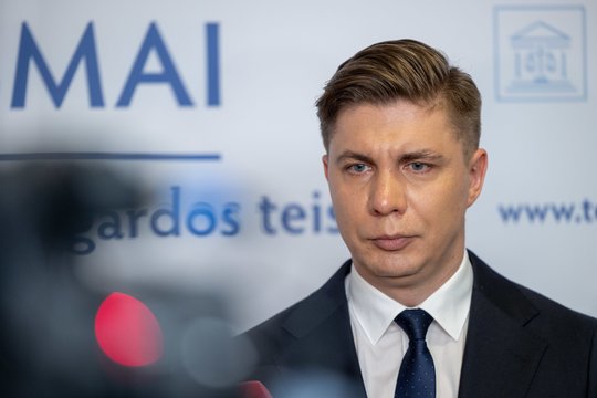 Po VTEK išvados socialdemokratų etikos sargai svarstys M. Sinkevičiaus elgesį