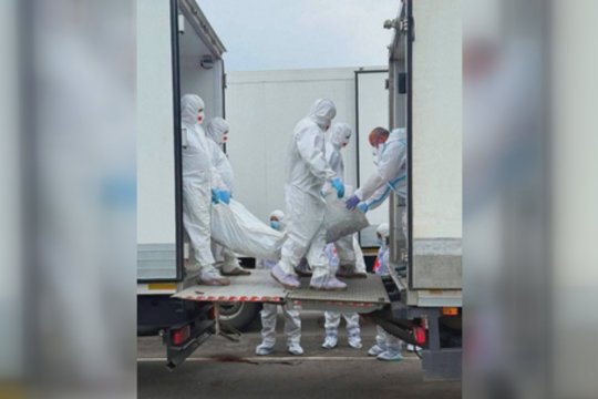 Liūdinantys skaičiai: Rusija Ukrainai grąžino virš tūkstančio žuvusių karių