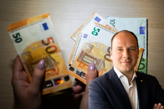 Paskaičiavo, kiek pinigų per dešimtmetį neteko tie, kurie juos laikė kojinėje: skaičius nustebins