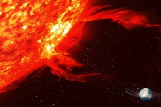 Saulėje atsivėrė milžiniška skylė: paleido dalelių srautus į Žemę