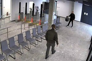 Medininkų pasieniečiai sulaikė į tualetą nelegalius rūkalus nešusį autobuso vairuotoją