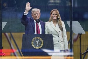 Iš D. Trumpo – atviras grasinimas: jei Iranas puls, pajus visą JAV kariuomenės jėgą