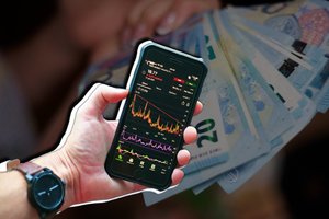 Investavusiems į šias įmones siunčia žinią: birželis gali būti kaip niekada karštas