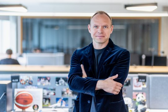 Lrytas eteryje – nauja sporto laida: „Nematoma pusė“ su Tomu Langviniu