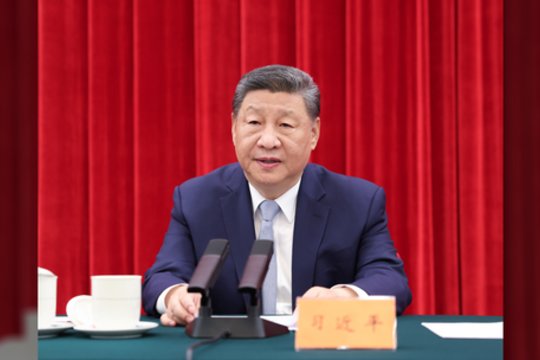 Kinijos prezidentas Xi Jinpingas išvyko į Vidurinės Azijos viršūnių susitikimą Kazachstane