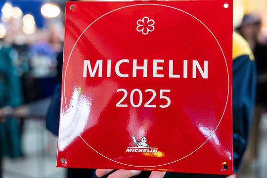 Į „Michelin“ gidą įtrauktas Vilniaus restoranas įspėtas dėl diskriminacijos
