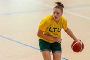 Lietuvos krepšininkės toliau lieja prakaitą prieš Europos čempionato startą