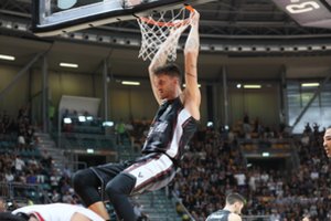 Buvusiam žalgiriečiui diagnozuotas kraujo vėžys