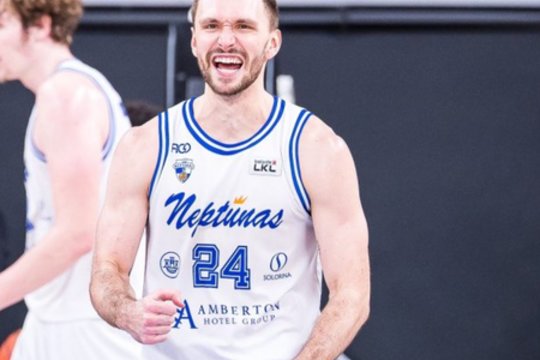 „Neptūno“ klubas išsaugojo puolėją