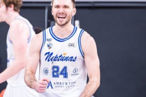 „Neptūno“ klubas išsaugojo puolėją