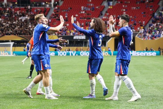 FIFA Pasaulio klubų taurėje – „Chelsea“ pergalė apytuščiame stadione