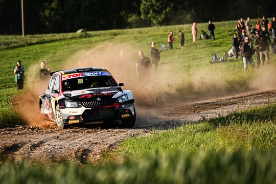 „Rally Žemaitija“ varžybose – sudėtingas „Viada-Multi FX“ kelias podiumo link